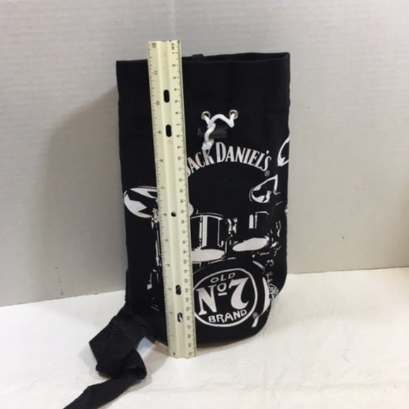 Jack Daniels Brand Cinch Sack Drawstring w/Shoulder Strap - Picture 5 of 11